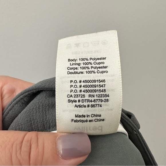 Stylish Women's Green and Gray Shorts - Picture 10 of 16